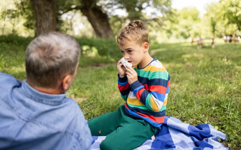 Alergia primaveral en niños: su impacto más allá de los mocos